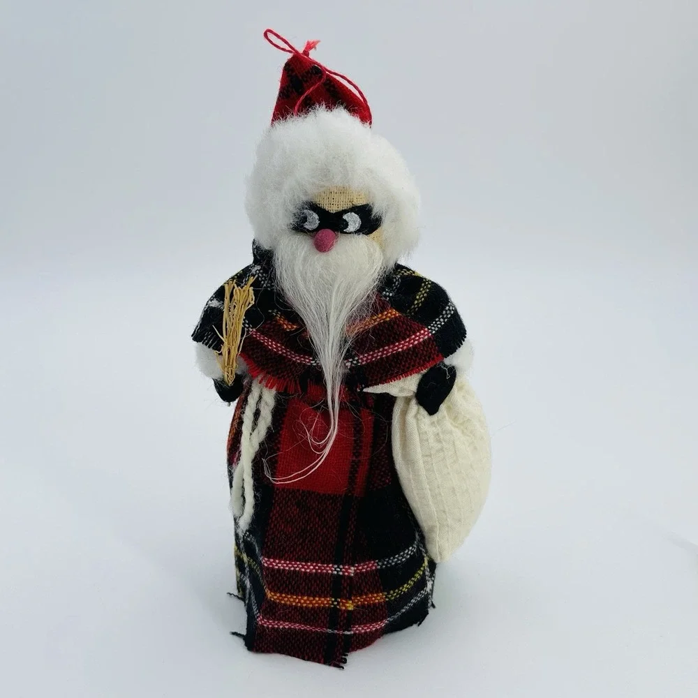 1989‎ BELSNICKEL By Margaret Yerk Pennsylvania German Santa Christmas Ornament